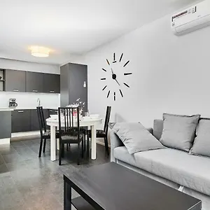 https://apartments-wrocaw-wistackiego.hotelswroclaw.com